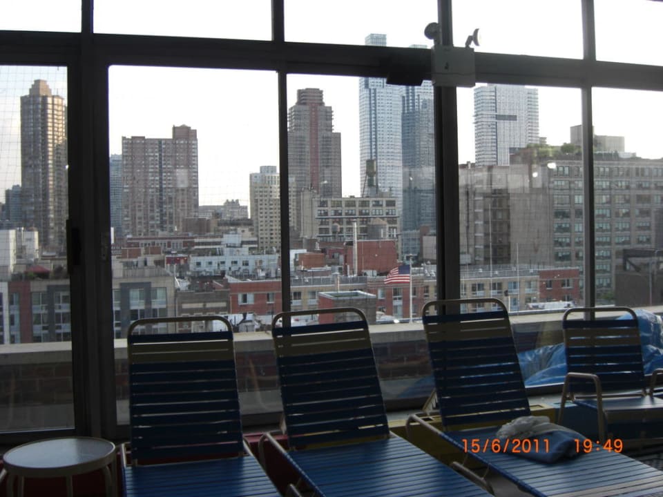 Pool The Skyline Hotel New York