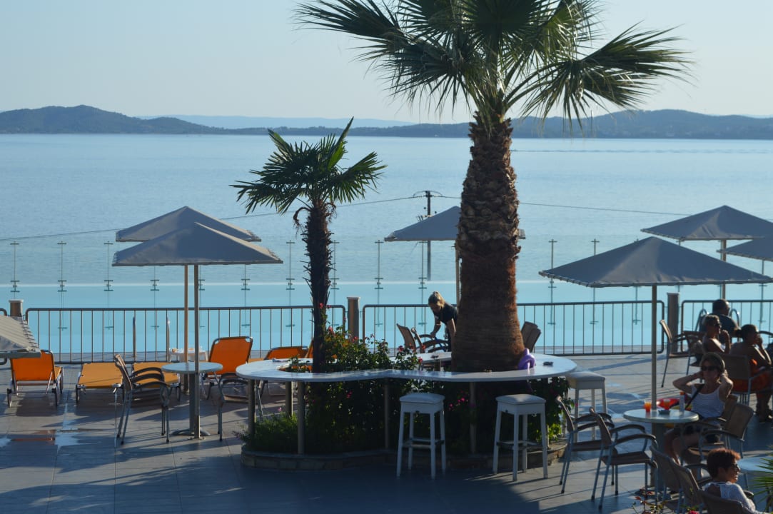 Ausblick Akrathos Beach Hotel