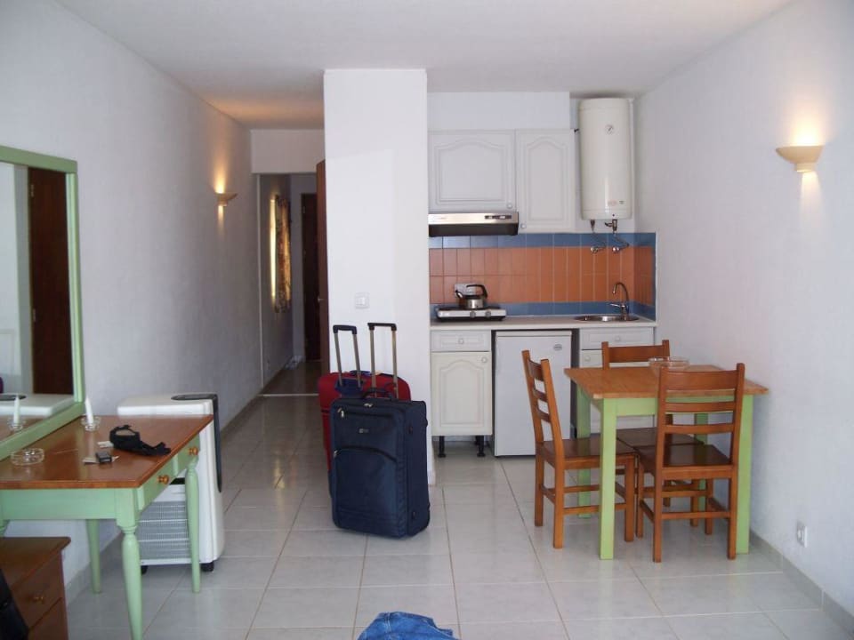 Zimmer (Küche) Monica Isabel Beach Club