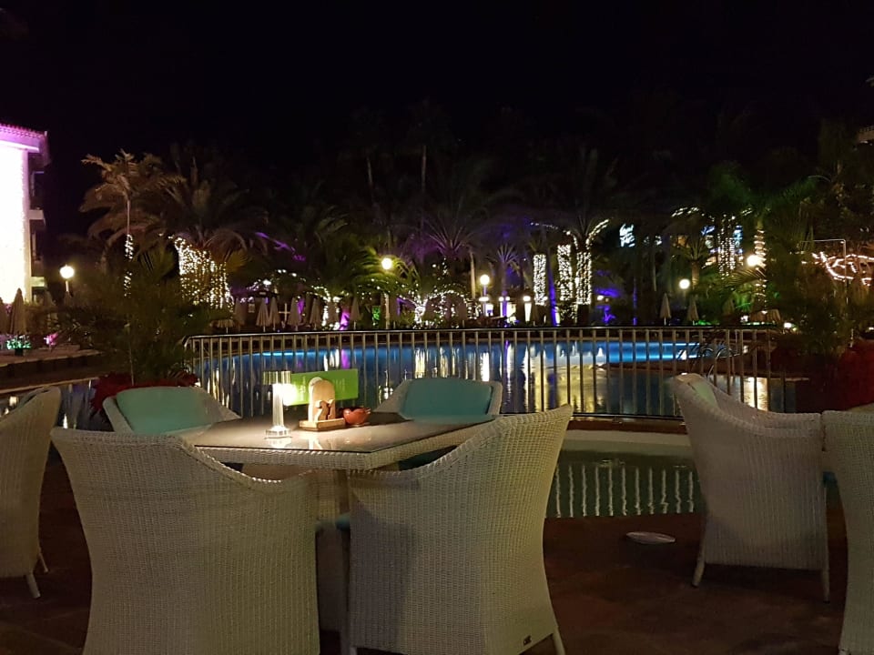 Blick am Abend Hotel Parque Tropical