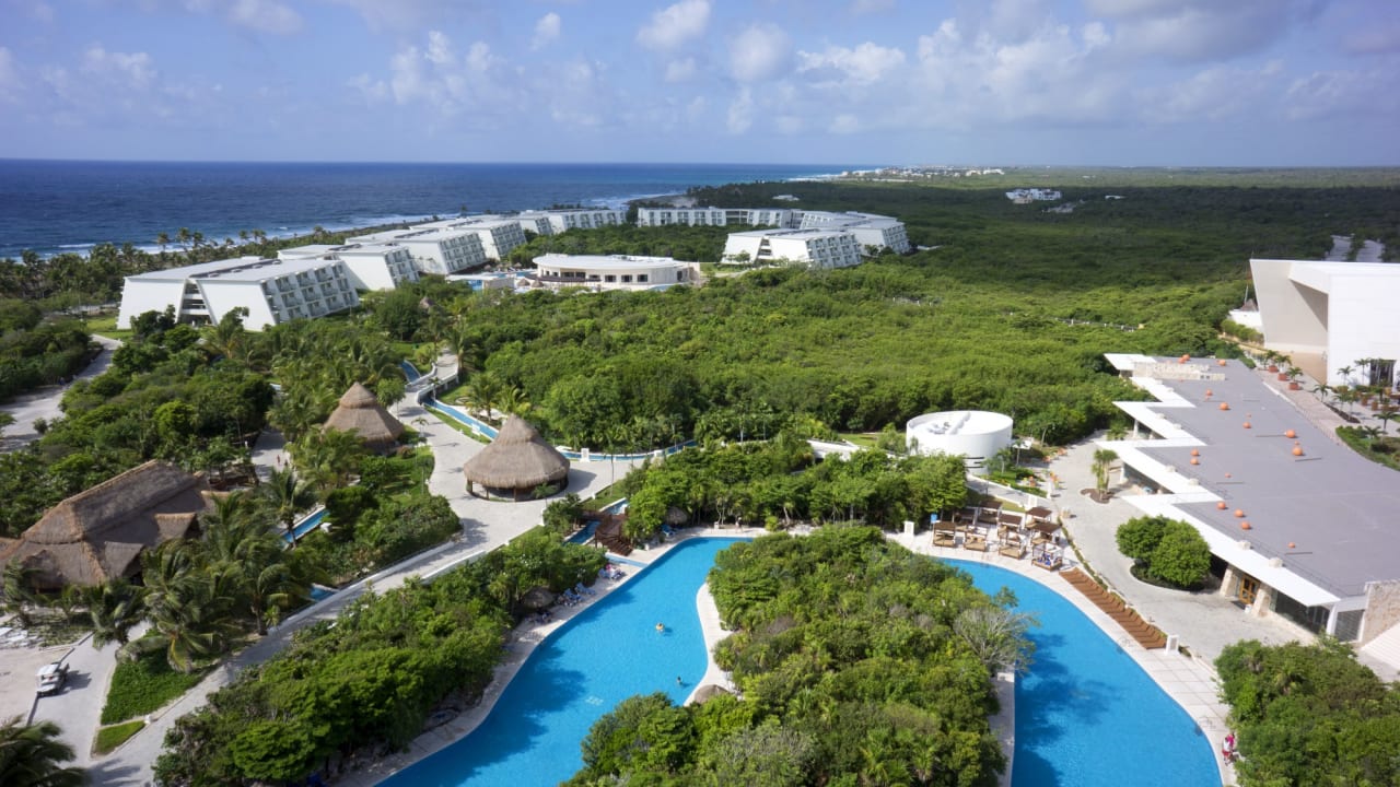 Pool Grand Sirenis Riviera Maya Resort & Spa