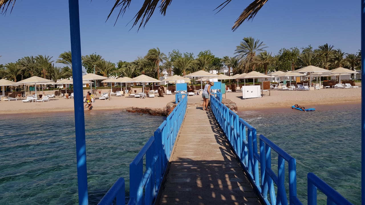 Strand Menaville Safaga