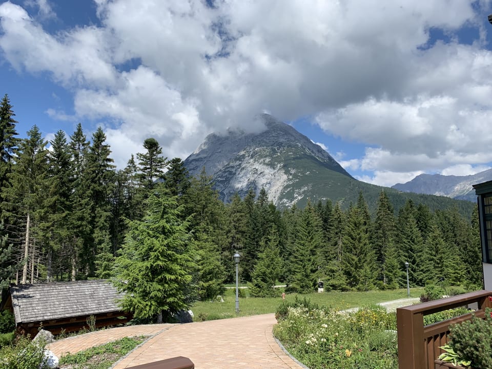 Ausblick Interalpen-Hotel Tyrol