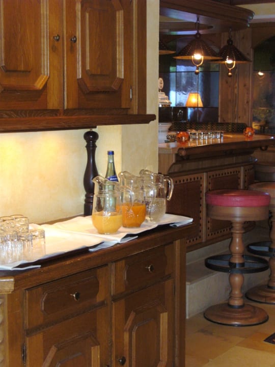 Säfte am Frühstücksbuffet Hotel Pension Sonnleiten - Tux