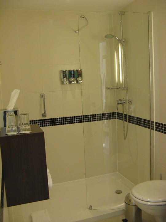 Badezimmer Hampton by Hilton Berlin City West