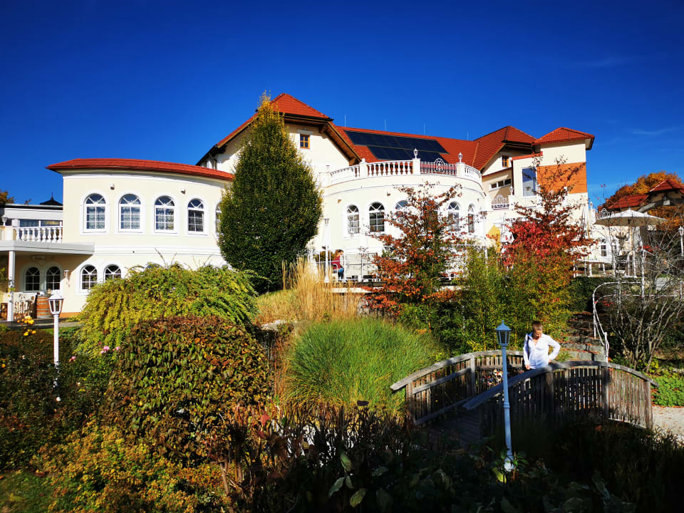 Außenansicht Bergergut - Das Genießerhotel für Paare