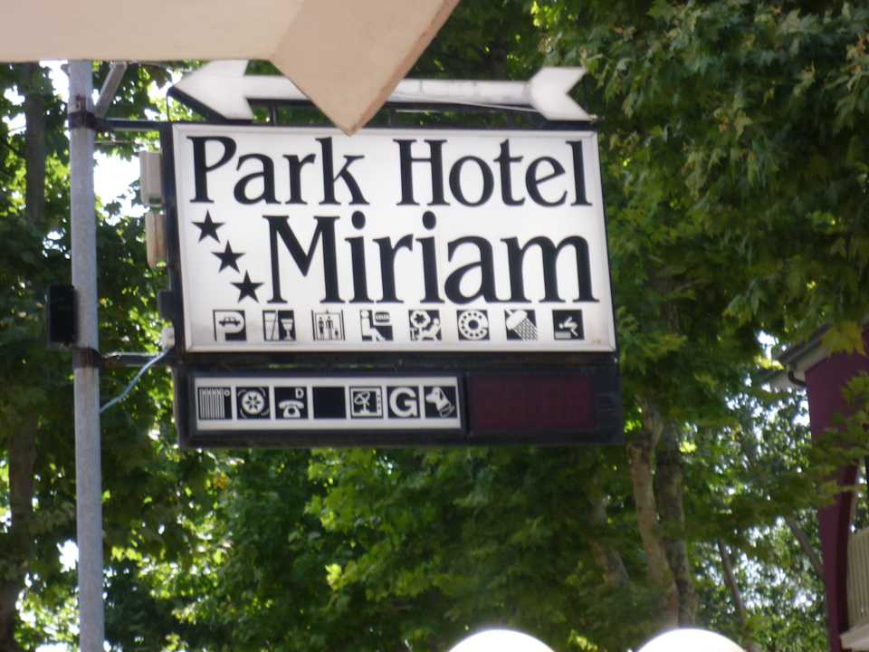 Eingang Hotel Park Miriam