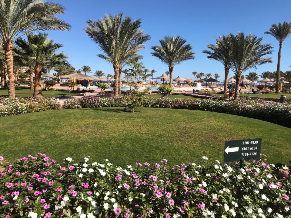 Garten Three Corners Sea Beach Resort