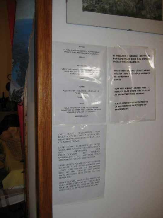 Nette Hinweise im Restaurant Hotel Residence Costa Azzurra