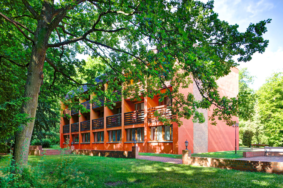 Außenansicht Hotel Jagdschloss Waldsee