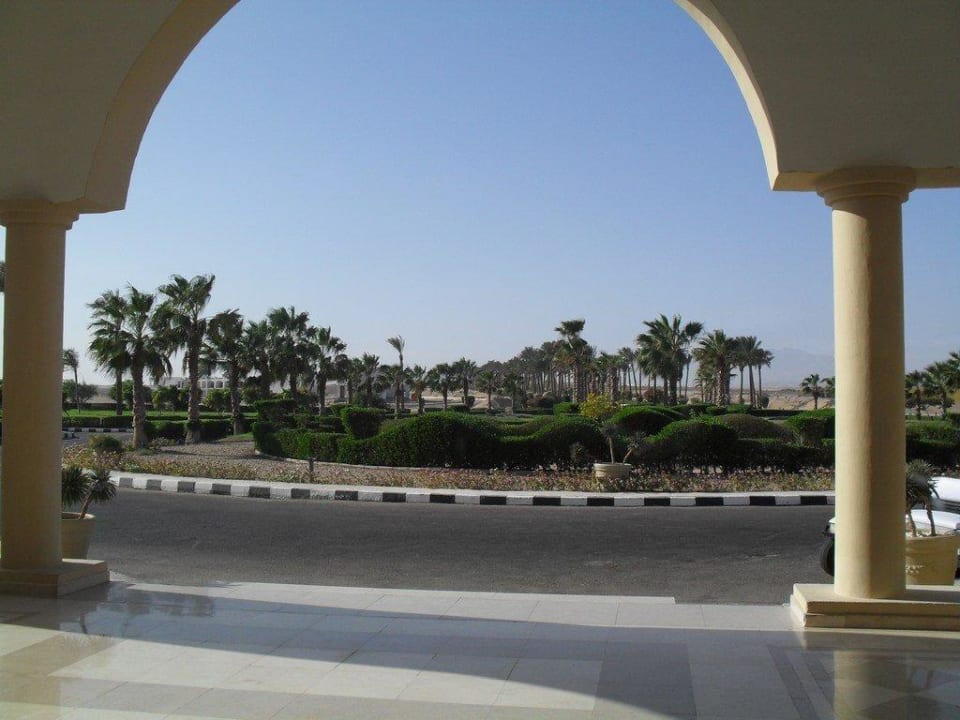 Eingang Cleopatra Luxury Resort Makadi Bay
