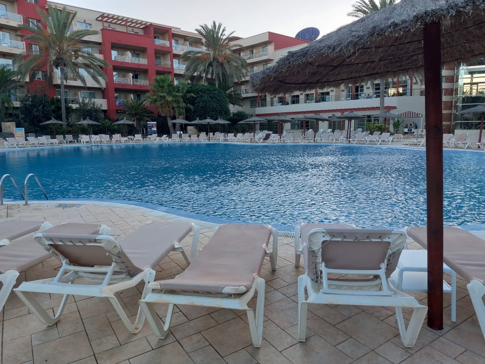 Pool Elba Carlota Beach & Golf Resort