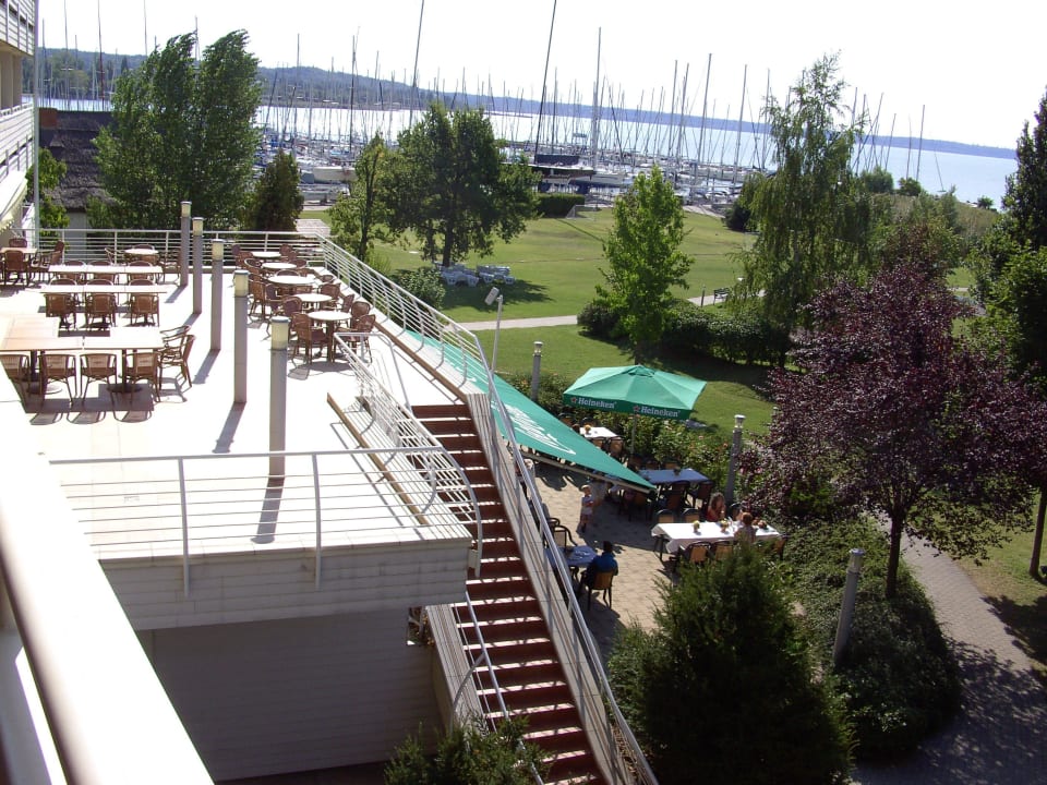 Blick von unserem Zimmer zum Yachthafen Hotel Marina Port