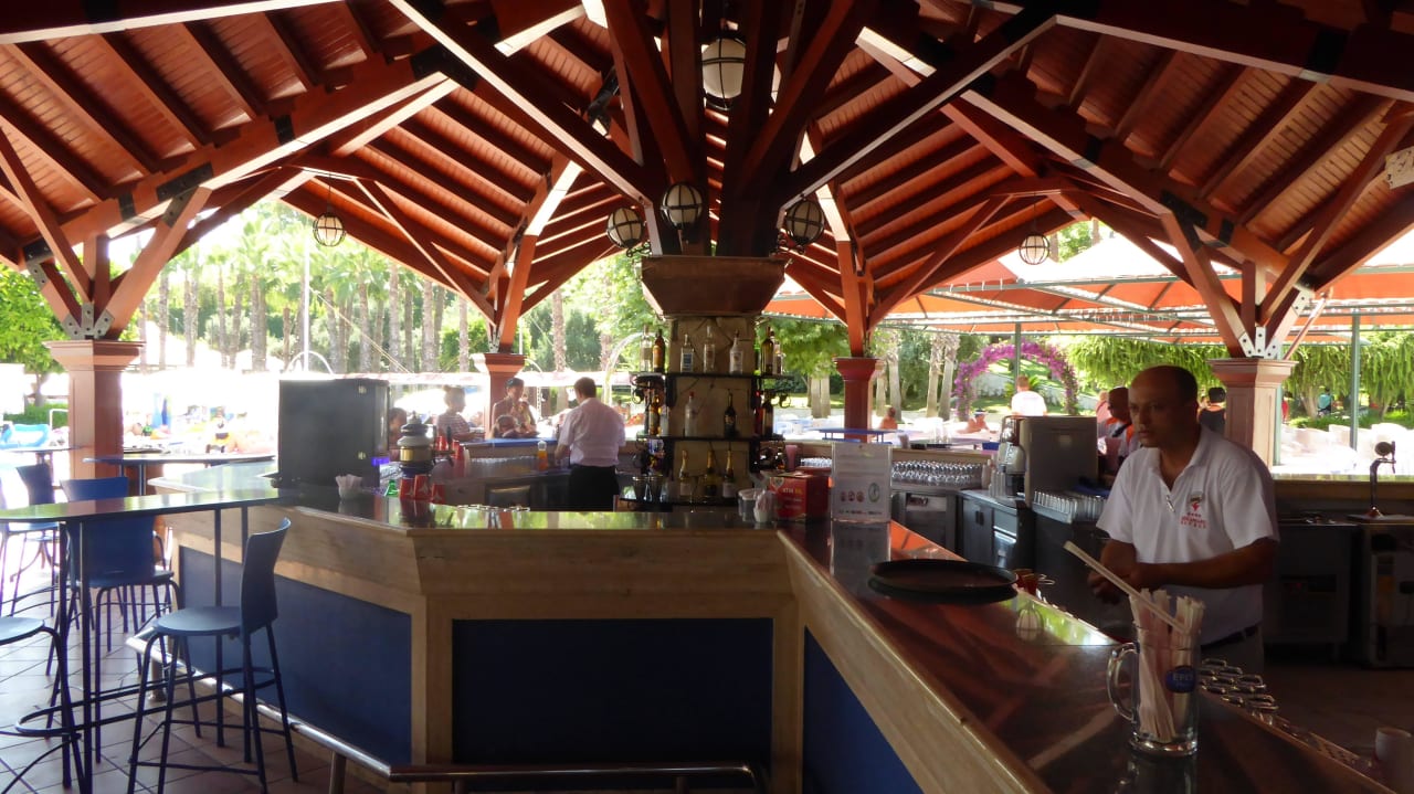 Poolbar Miramare Queen Hotel
