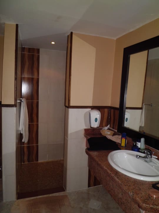 Badezimmer  Pickalbatros Jungle Aqua Park Resort - Neverland Hurghada