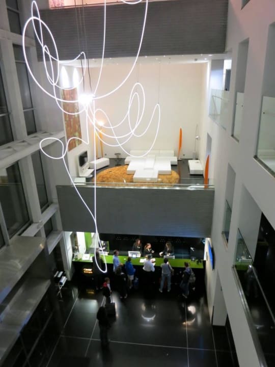 Rezeption und Lobby Hotel Axor Barajas