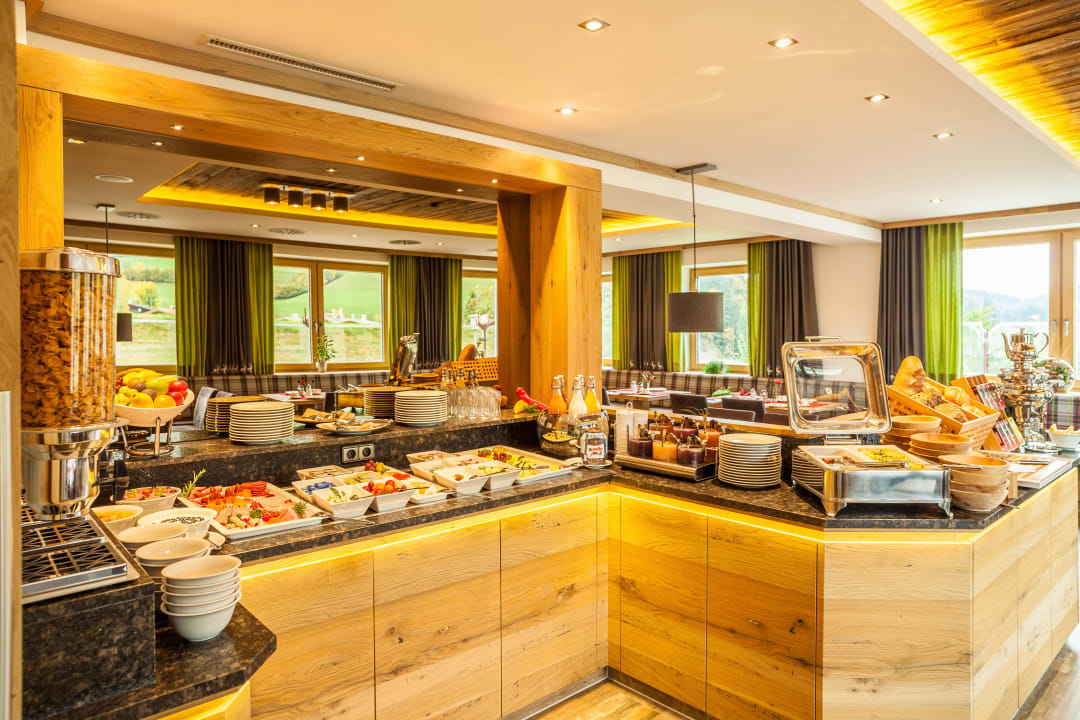 Frühstücksbuffet im Hof-Stüberl Gasthof Ellmauer Hof