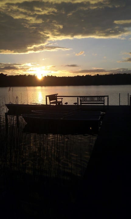 Sonnenuntergang über'm Steg im Wurlsee Seehotel Lindenhof