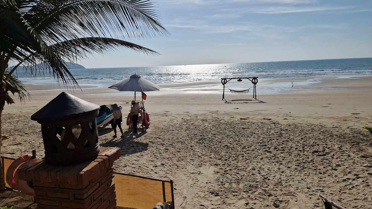 Strand Pandanus Resort