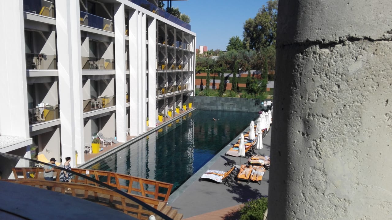 Pool The Sense Deluxe Hotel