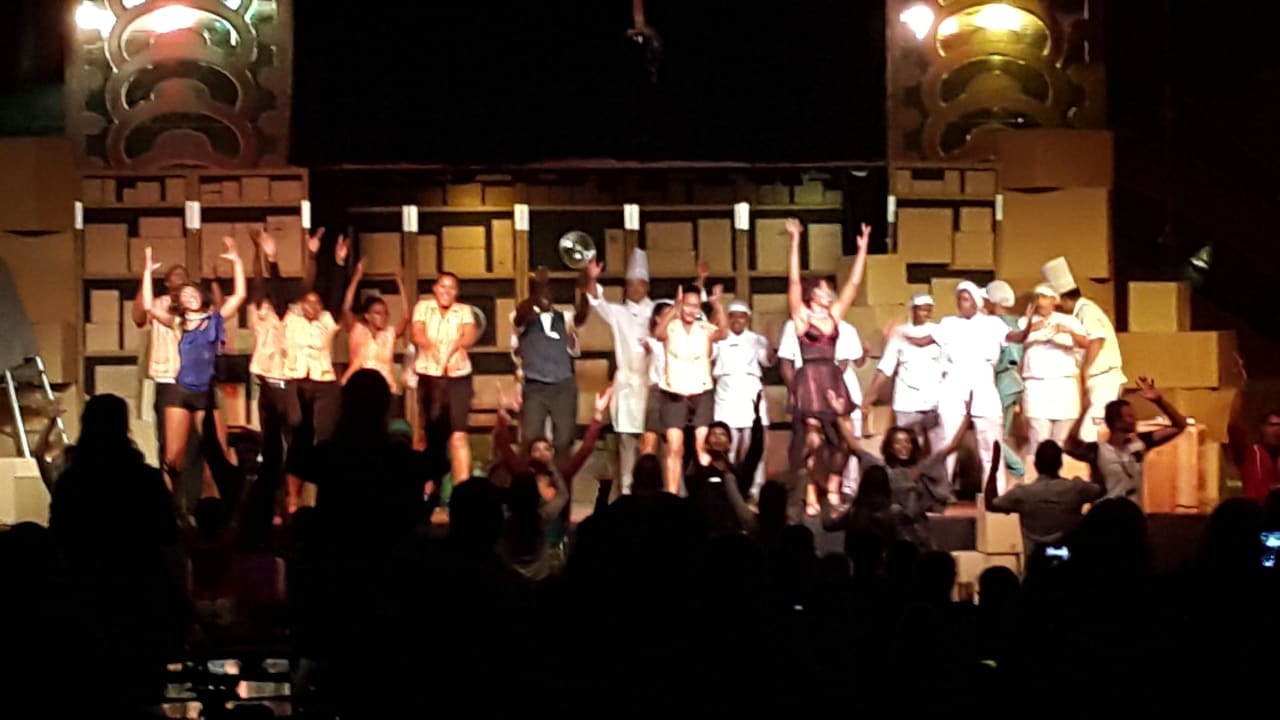 Animation Grease  Hotel Riu Karamboa