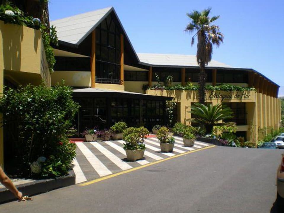 Fasada hotelu Hotel Estalagem do Mar