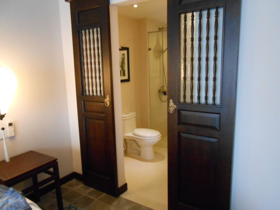 Eingang von Zimmer in das Bad Hotel Little Hoi An Boutique