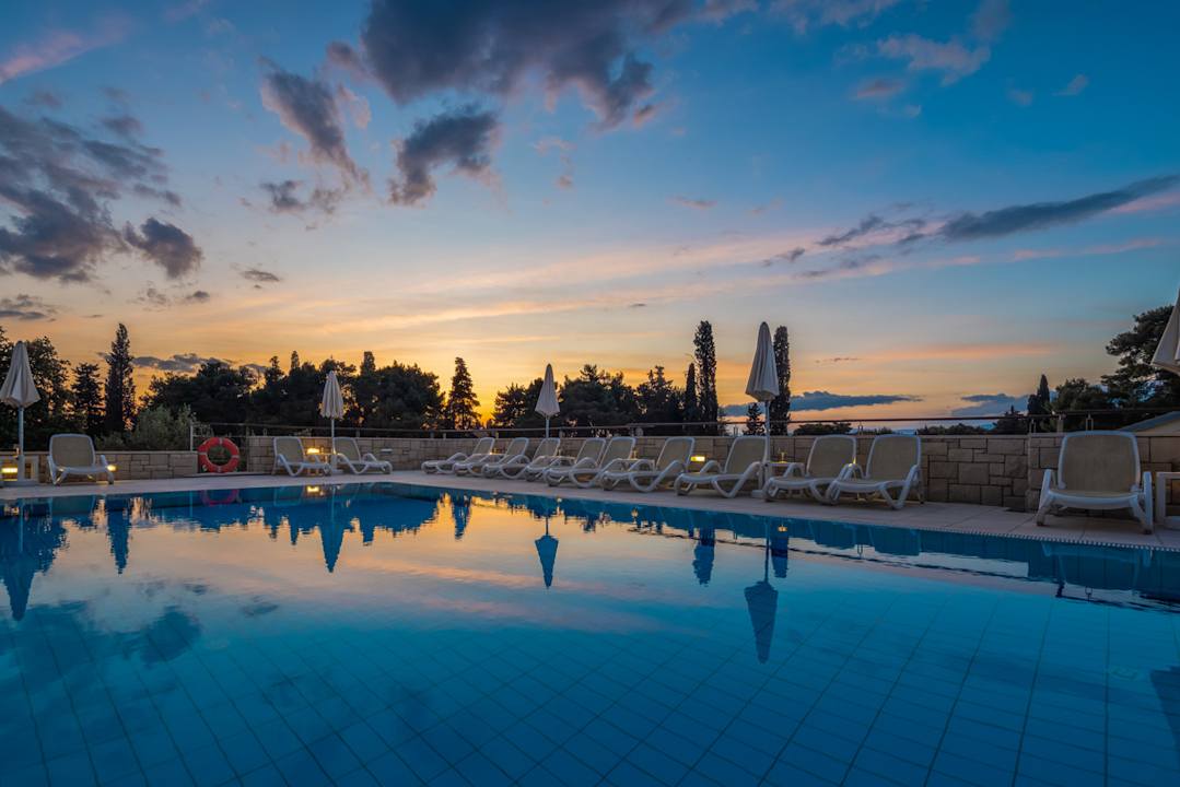 Pool Aminess Vival Velaris Resort