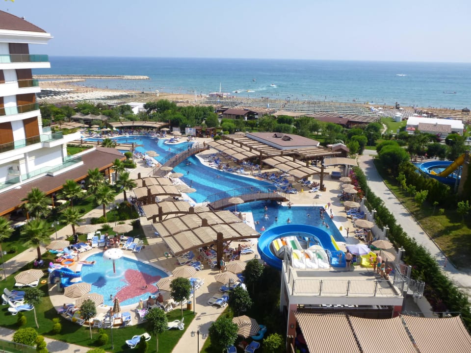 Traumhafter Ausblick vom Balkon Adalya Ocean Deluxe