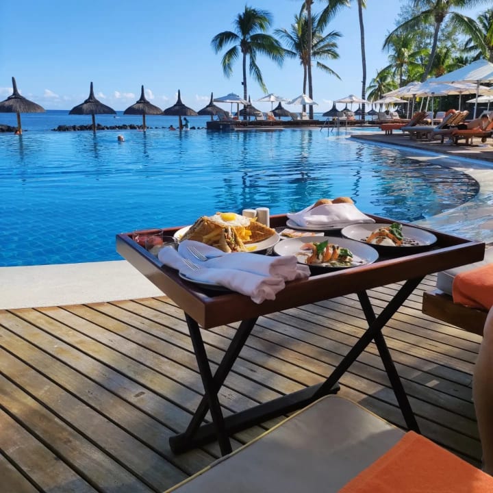 Gastro Sands Suites Resort & Spa