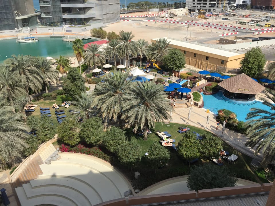 Pool Sheraton Hotel & Resort Abu Dhabi