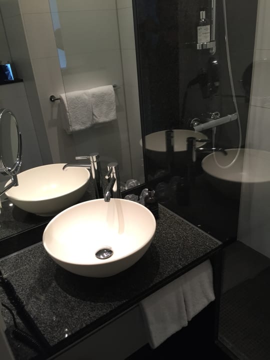 Zimmer Motel One Hamburg-Alster