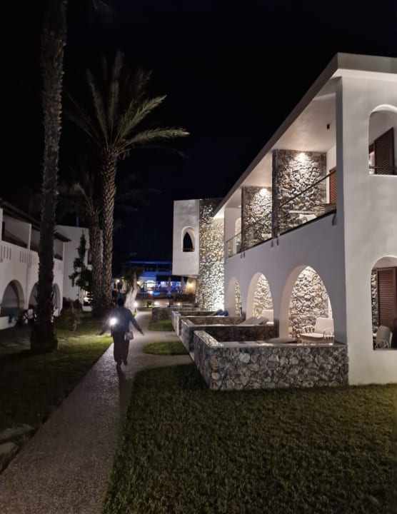 Außenansicht Gaia Garden Hotel