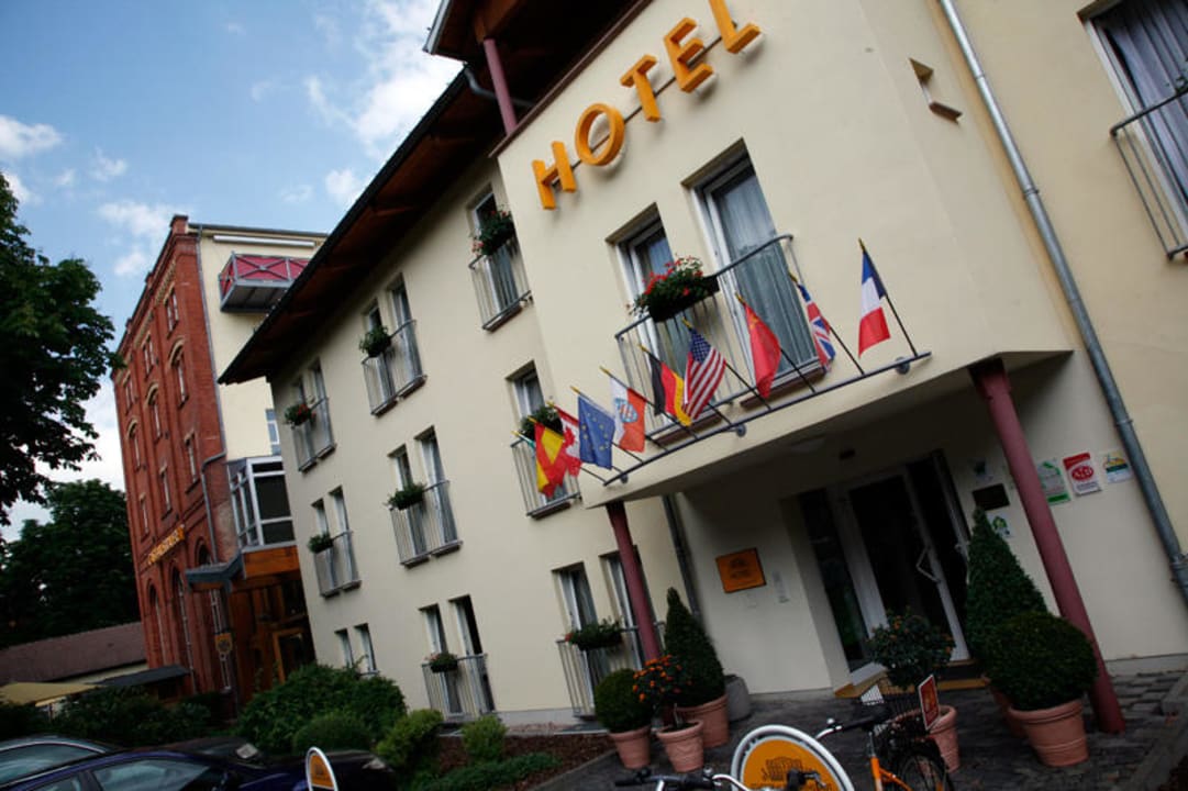 Hotelpark Arnstadt - Hoteleingang Hotelpark Stadtbrauerei Arnstadt