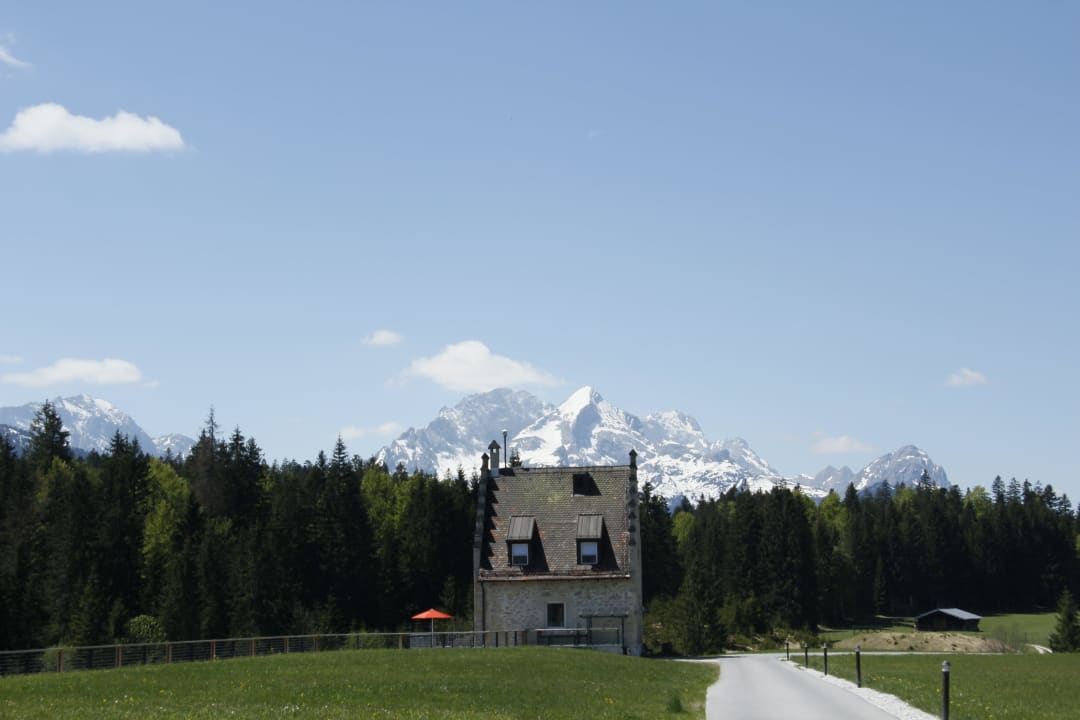 Zufahrt zum Hotel Das Kranzbach