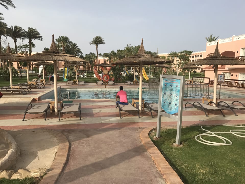 Pool Beach Albatros Resort