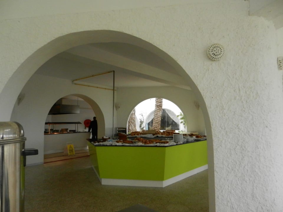 Buffet Monarque Club Rivage