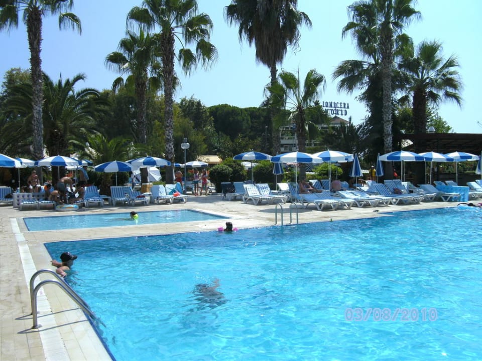 Pool Lonicera Resort & Spa Hotel