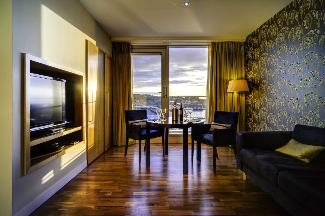 Master Suite Living Area Apex City Quay Hotel & Spa