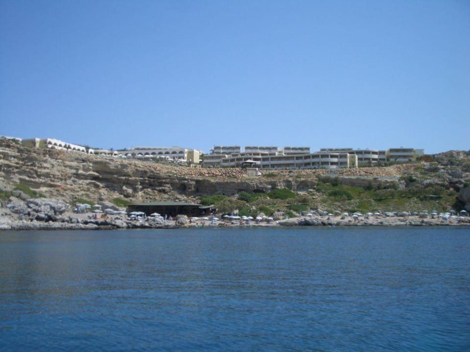 Anlage vom Meer aus gesehen Hotel Kalithea Horizon Royal
