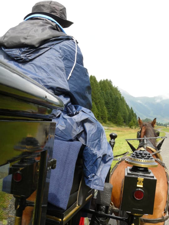 Kutschfahrt in der originalen Kronenhof-Kutsche Grand Hotel Kronenhof Pontresina