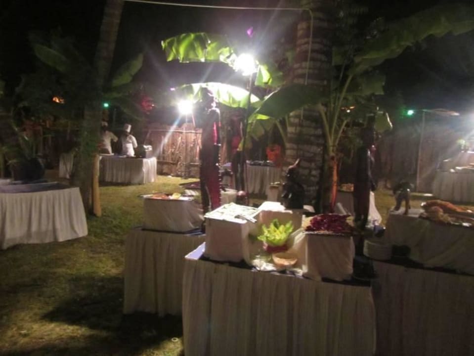 Essen im Garten Hotel Diani Sea Lodge