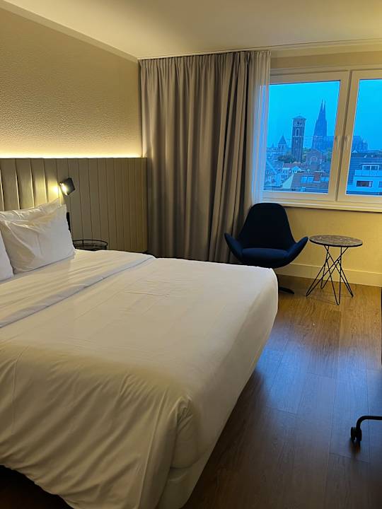 Zimmer NH Köln Altstadt