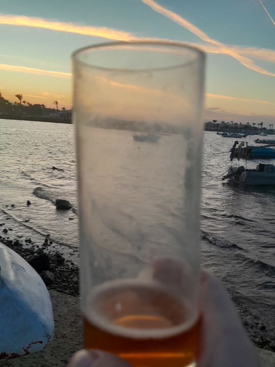 Gastro Royal Star Beach Resort