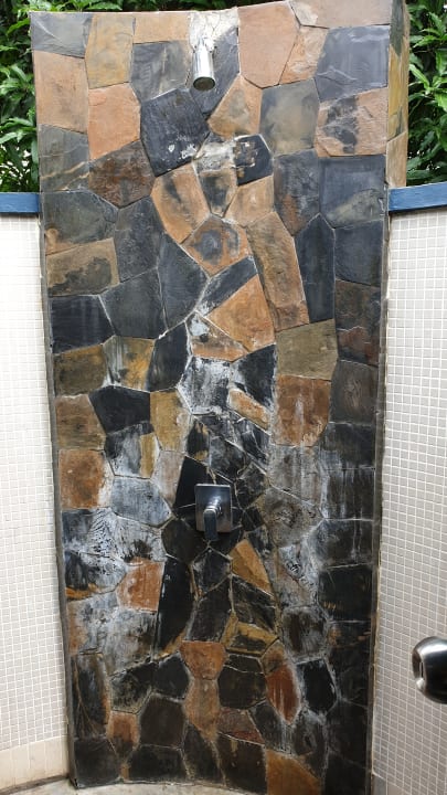 Zimmer Peace Laguna Resort and Spa