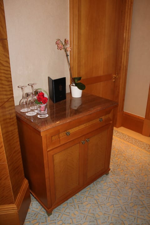 Zimmer rechte Seite Emirates Palace Mandarin Oriental