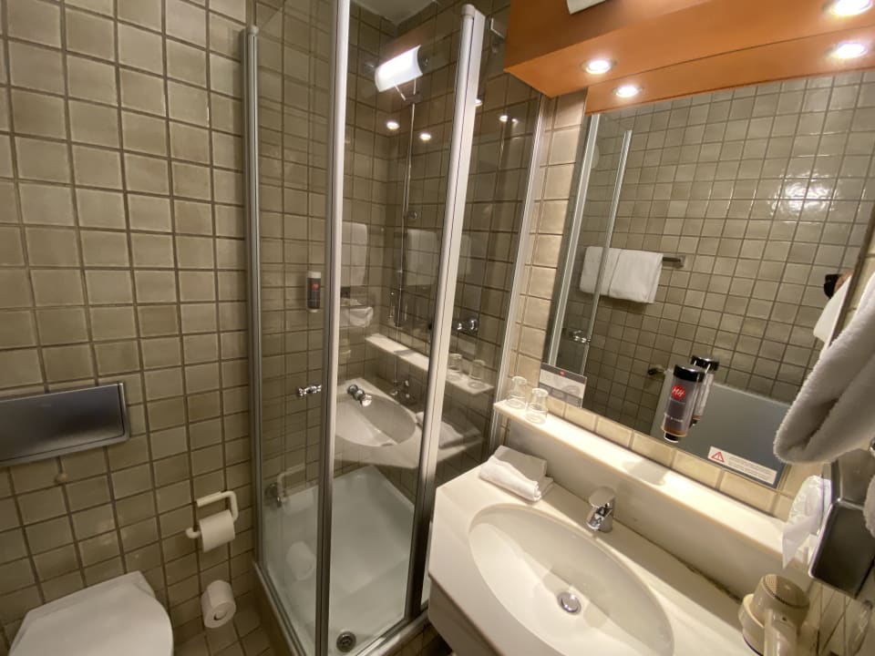 Zimmer Roomingtons Hotel Kaiserhof