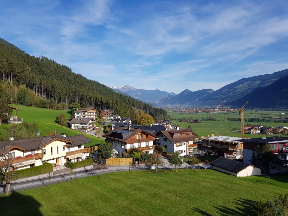 Ausblick Platzlhof - Mein Hotel im Zillertal
