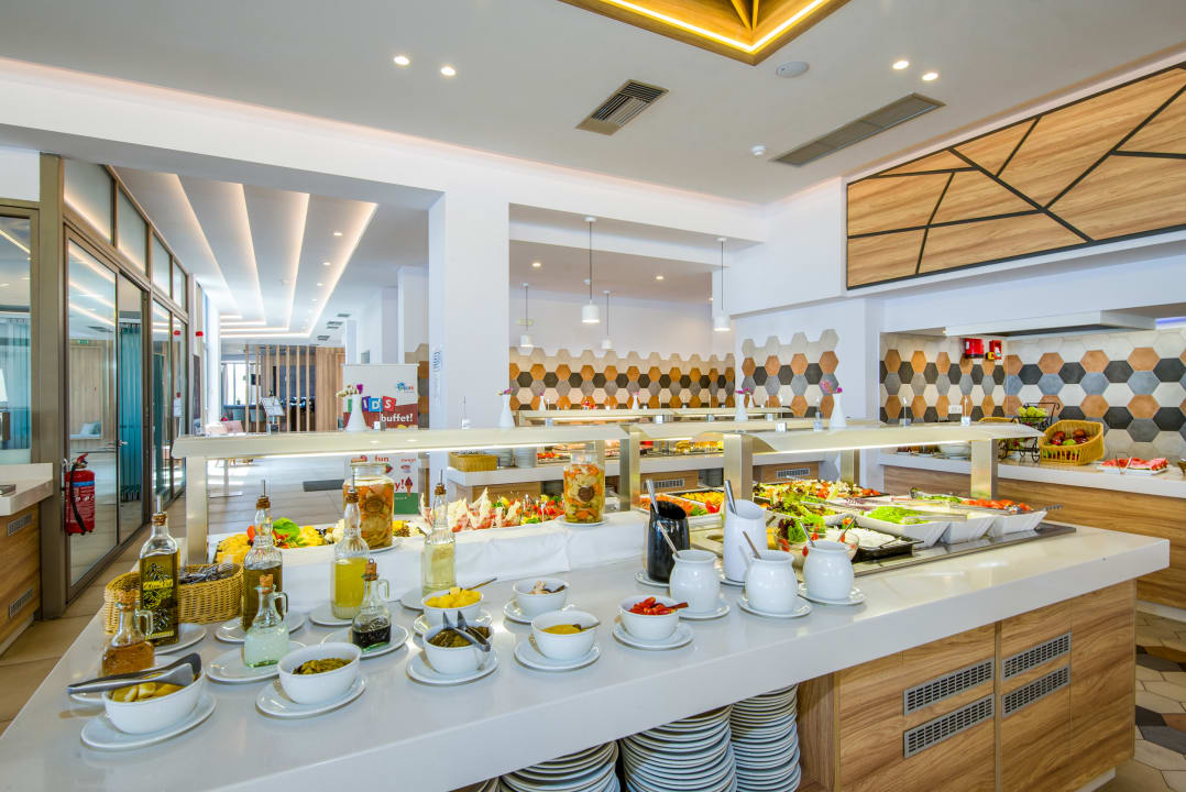 Gastro Kiani Beach Resort Family All Inclusive