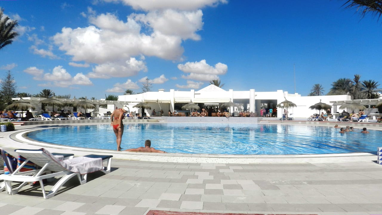 Kleiner Salzwasserpool Hotel El Mouradi Djerba Menzel